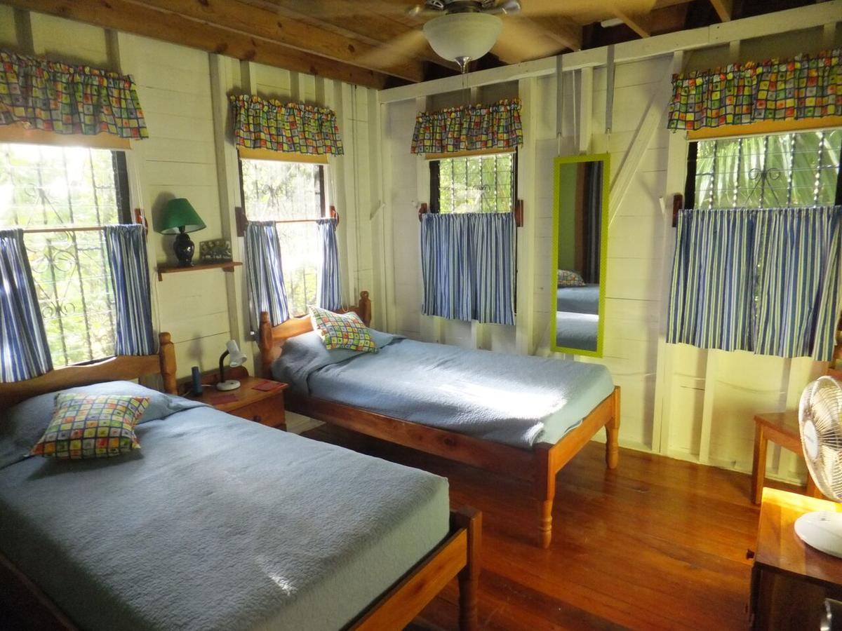 The Bottle Tree House Villa Caye Caulker Kültér fotó